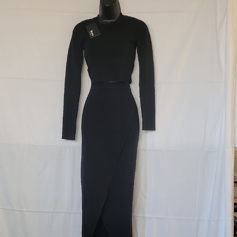 Hera Elegant Black Long Sleeve Crop Top And Skirt